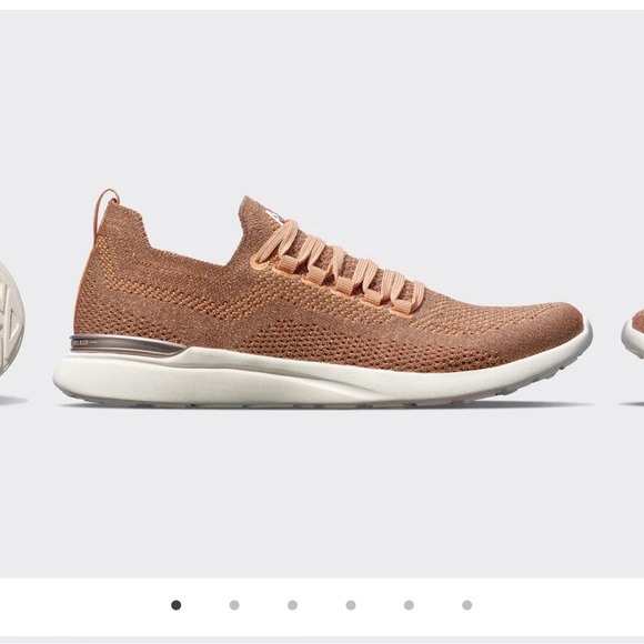 APL Shoes - Women’s APL techloom breeze sneaker